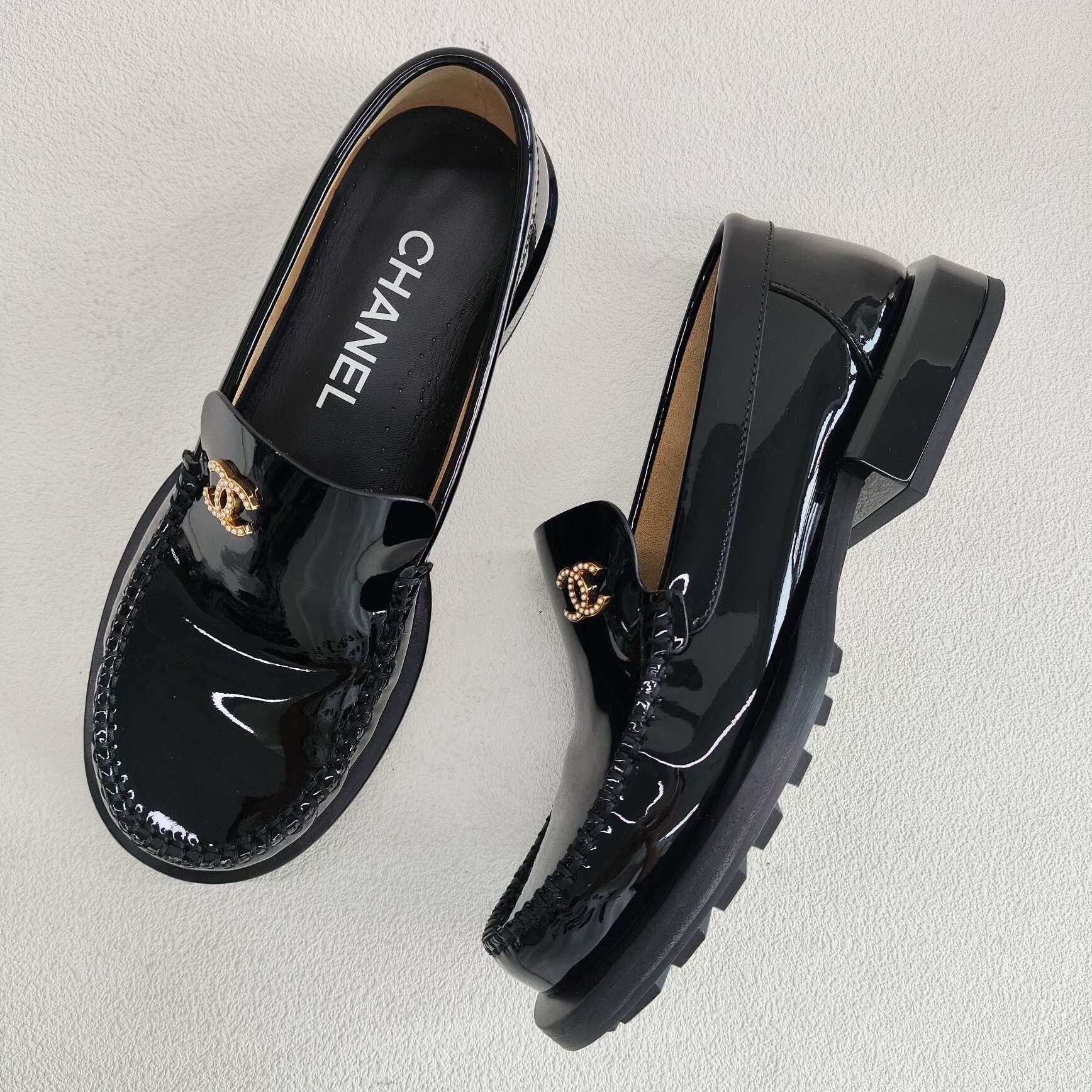 Chanel Chanel Retro Black Lowtop Sneakers us_5 Women Size US 5 / IT 35 - 8 Thumbnail
