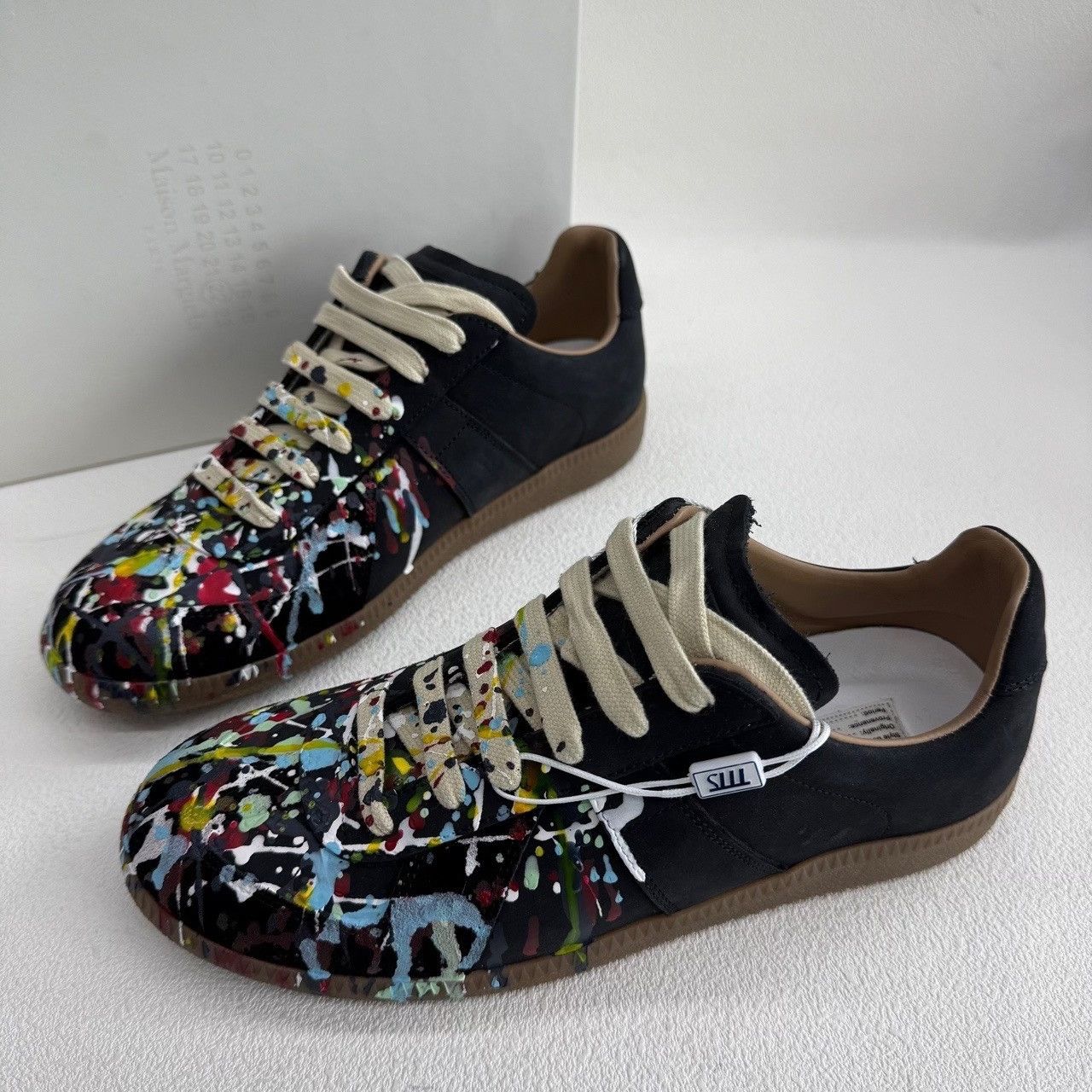 Maison Margiela Maison Margiela Leather Black Lowtop Sneakers us_7-5 Women Size US 7.5 / IT 37.5 - 2 Thumbnail