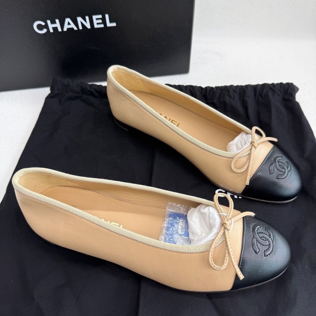 Chanel Chanel Black Lowtop Sneakers us_5 Women Size US 5 / IT 35 - 4 Thumbnail