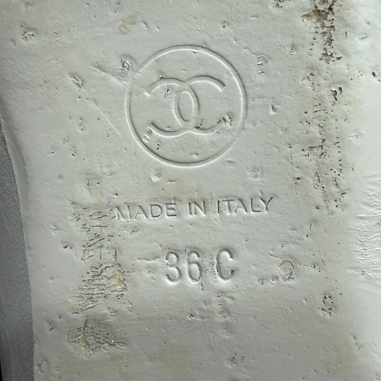 Chanel Chanel Leather White Lowtop Sneakers us_6 Women Size US 6 / IT 36 - 8 Thumbnail