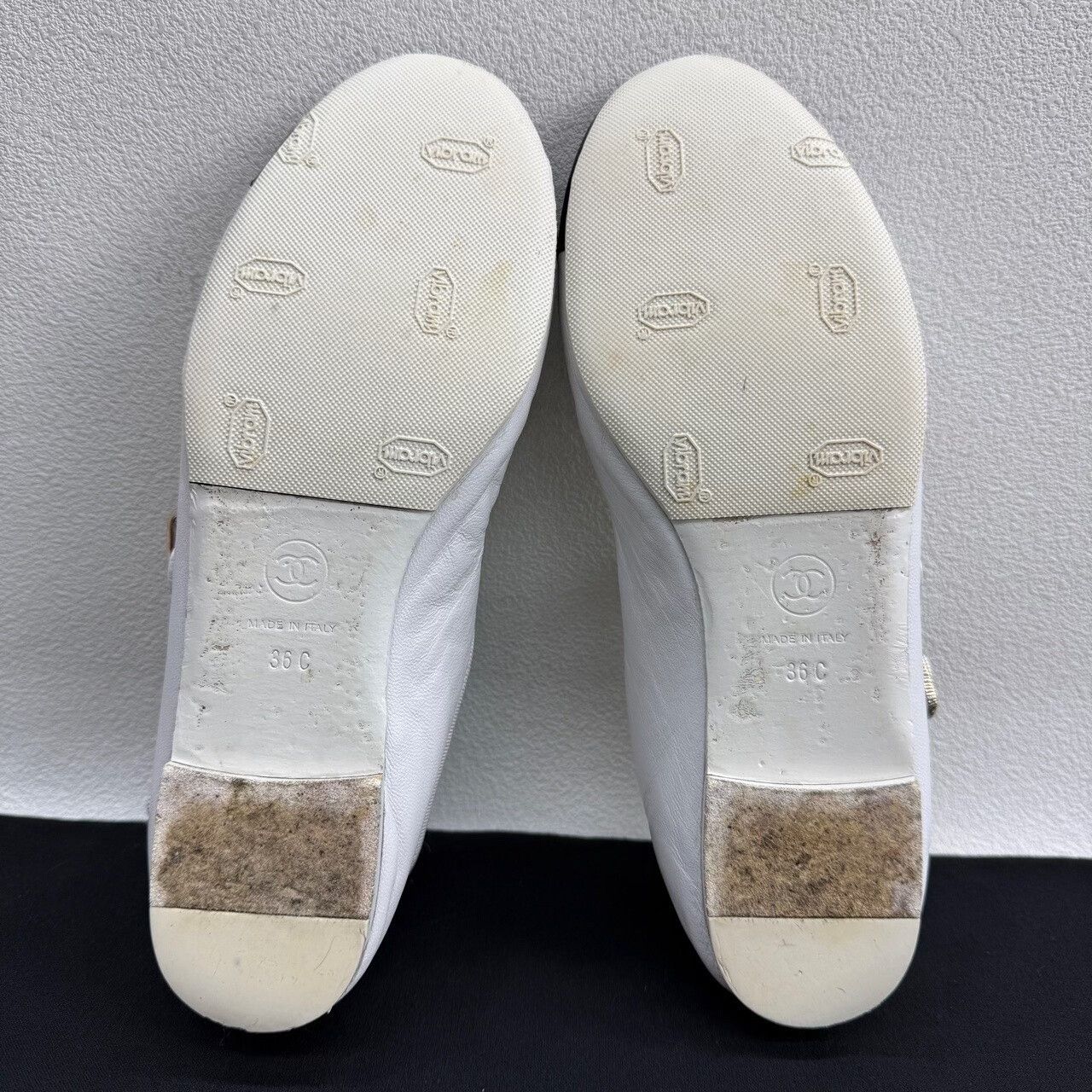 Chanel Chanel Leather White Lowtop Sneakers us_6 Women Size US 6 / IT 36 - 7 Thumbnail