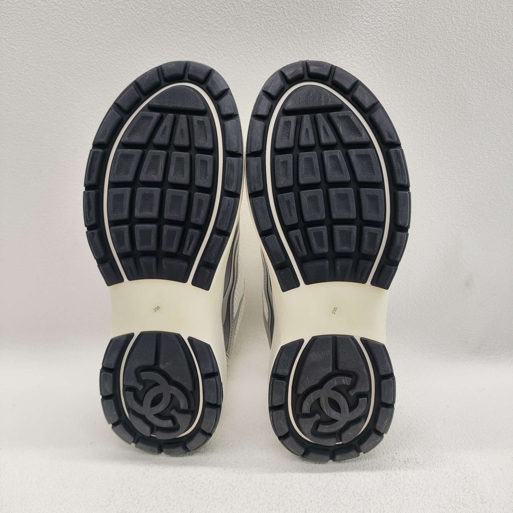 Chanel Chanel Silver Lowtop Sneakers us_6-5 Women Size US 6.5 / IT 36.5 - 7 Thumbnail