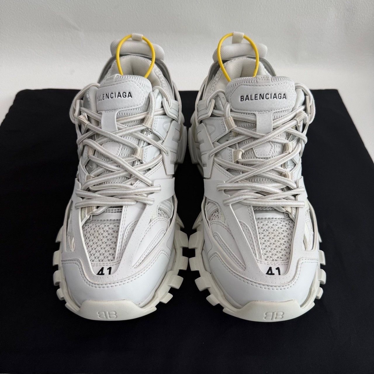 Balenciaga Balenciaga White Lowtop Sneakers 8.5 Men Size US 8.5 / EU 41-42 - 2 Thumbnail
