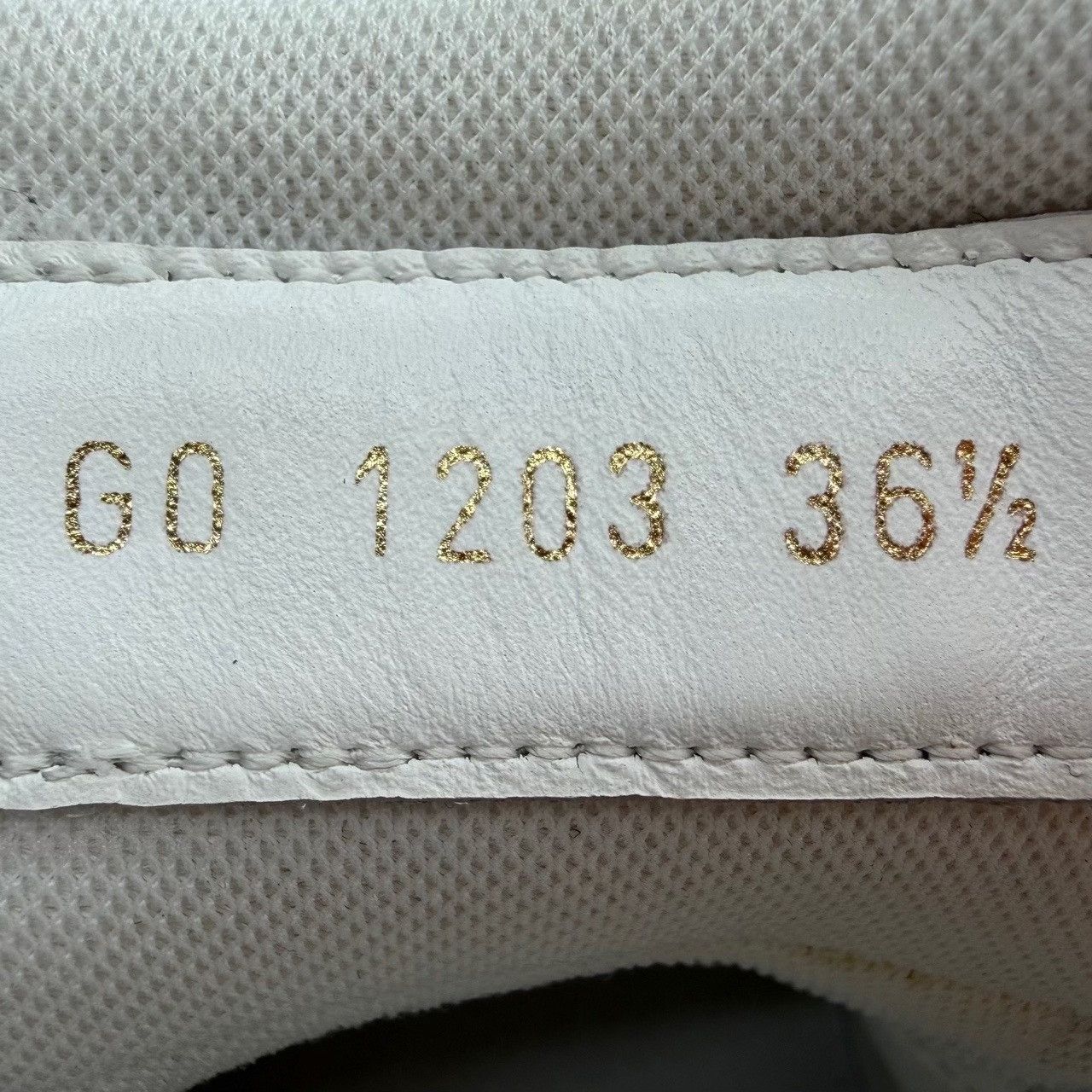 Louis Vuitton Louis Vuitton Leather White Lowtop Sneakers us_6 Women Size US 6 / IT 36 - 6 Thumbnail