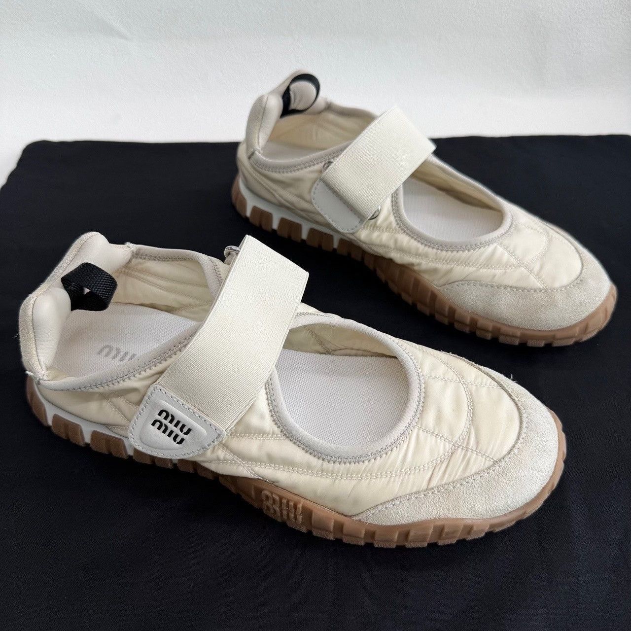 Miu Miu Miu Miu Suede White Lowtop Sneakers us_6-5 Women Size US 6.5 / IT 36.5 - 3 Thumbnail