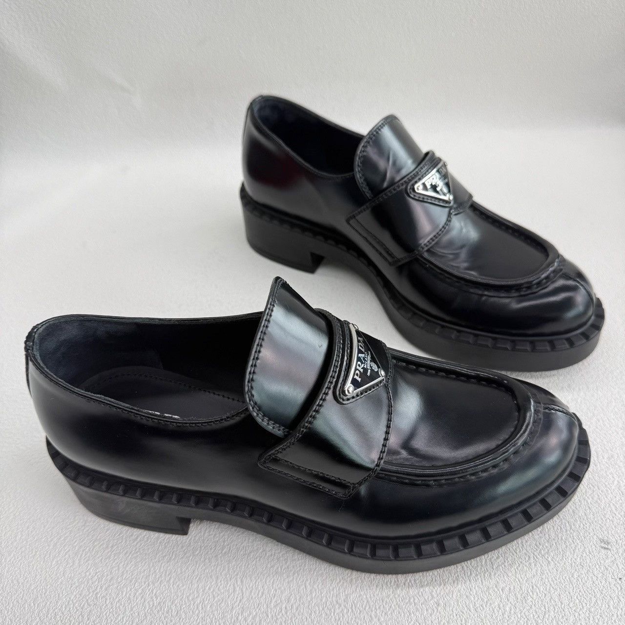 Prada Prada Retro Black Lowtop Sneakers us_5 Women Size US 5 / IT 35 - 3 Thumbnail