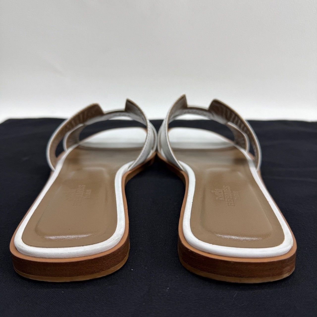 Hermes Hermes White Sandals us_6-5 Women Size US 6.5 / IT 36.5 - 5 Thumbnail