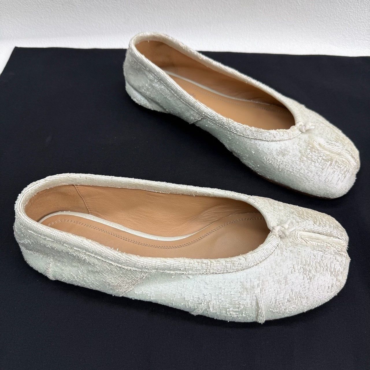 Maison Margiela Maison Margiela White Lowtop Sneakers us_7-5 Women Size US 7.5 / IT 37.5 - 3 Thumbnail