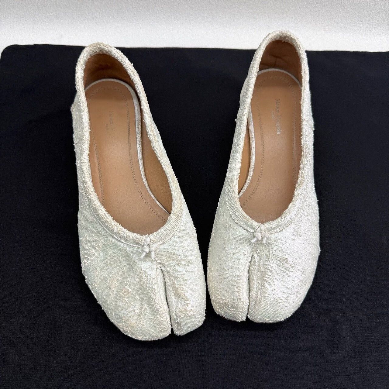 Maison Margiela Maison Margiela White Lowtop Sneakers us_8-5 Women Size US 8.5 / IT 38.5 - 8 Thumbnail