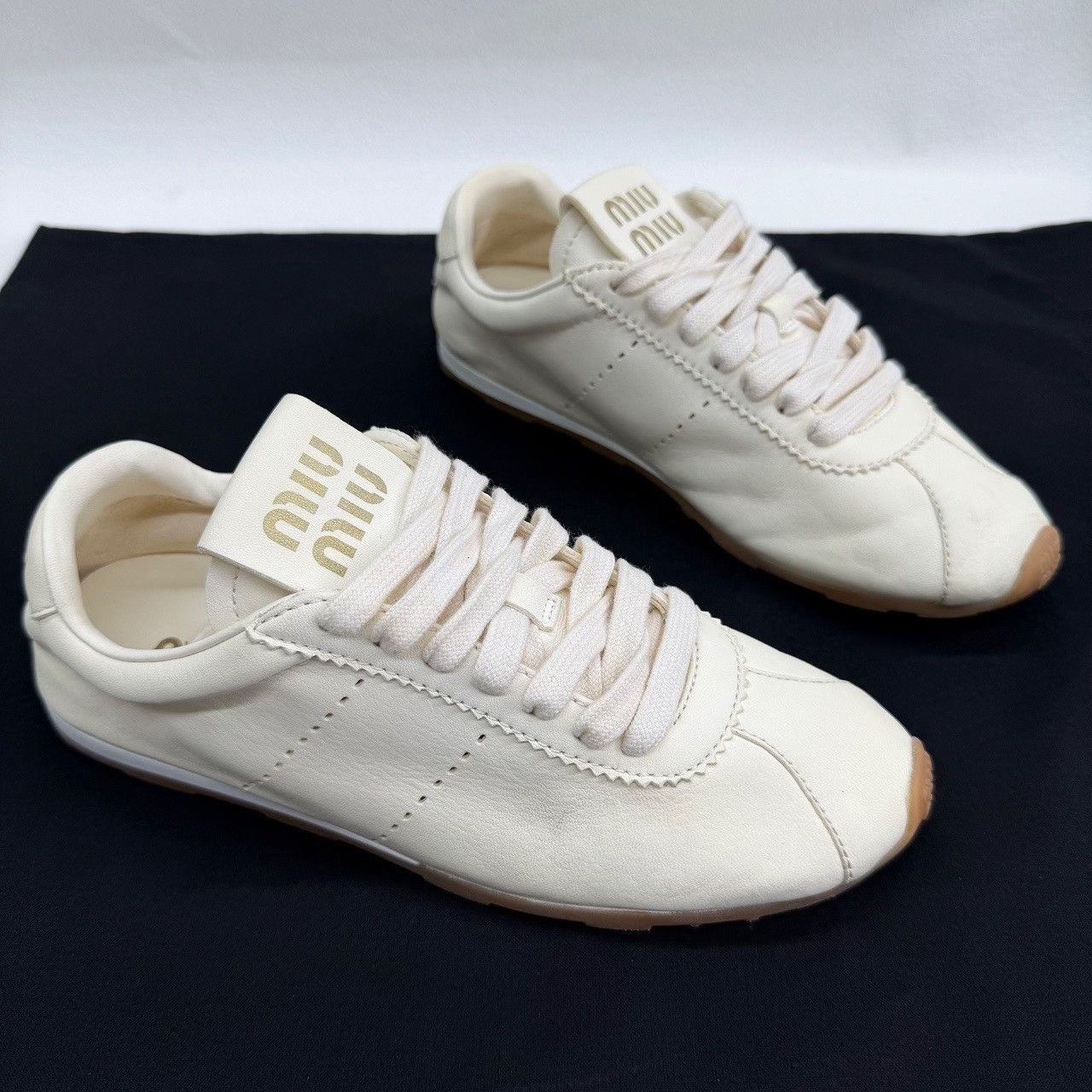 Miu Miu Miu Miu Leather White Lowtop Sneakers us_6 Women Size US 6 / IT 36 - 3 Thumbnail