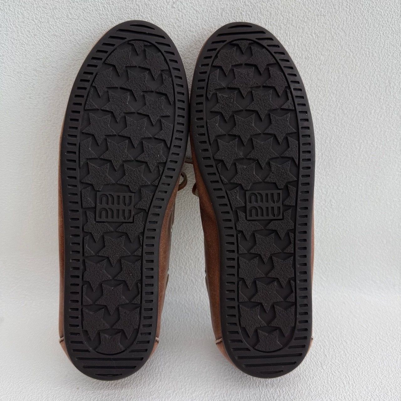 Miu Miu Miu Miu Brown Lowtop Sneakers us_6 Women Size US 6 / IT 36 - 8 Thumbnail