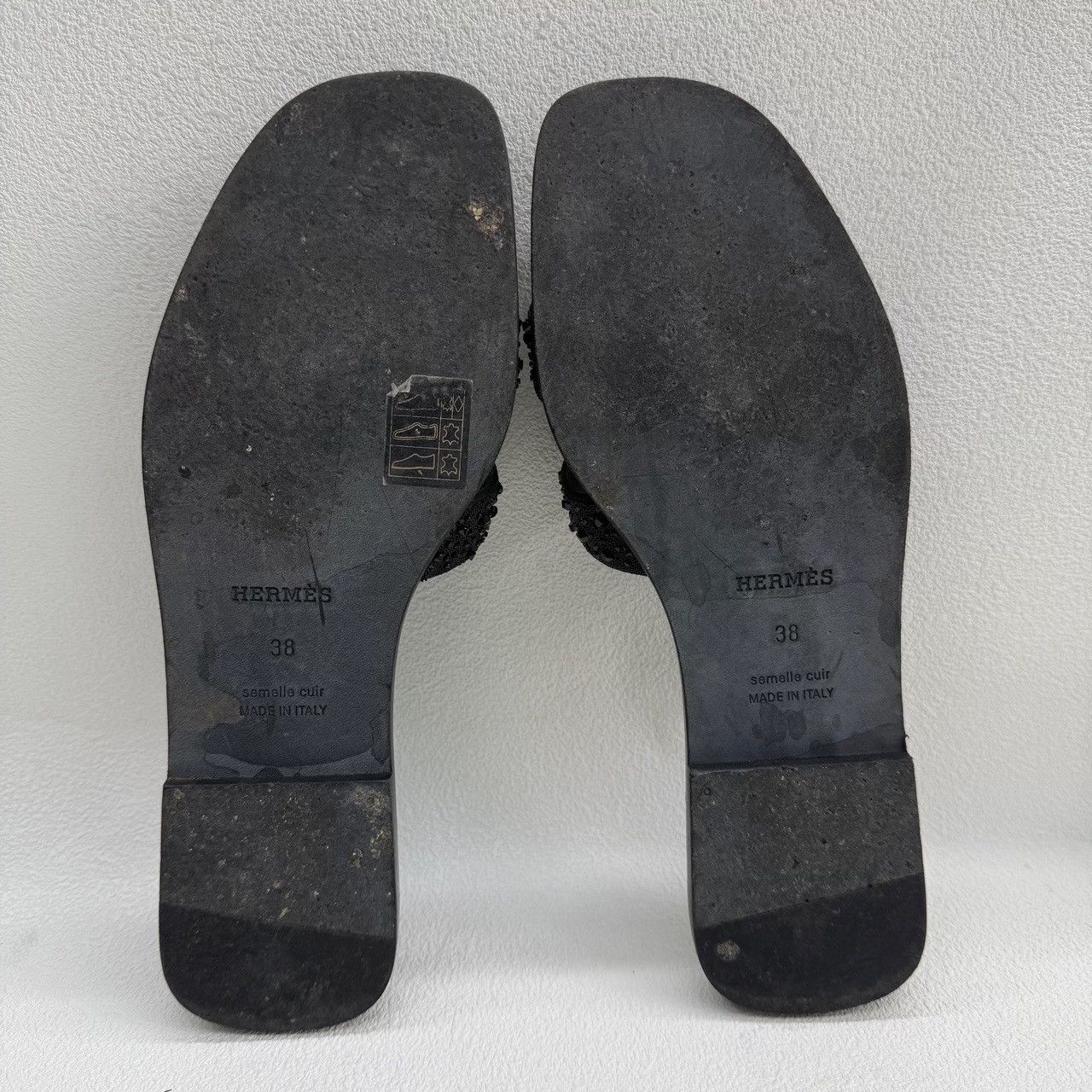 Hermes Hermes Black Sandals us_7-5 Women Size US 7.5 / IT 37.5 - 6 Thumbnail