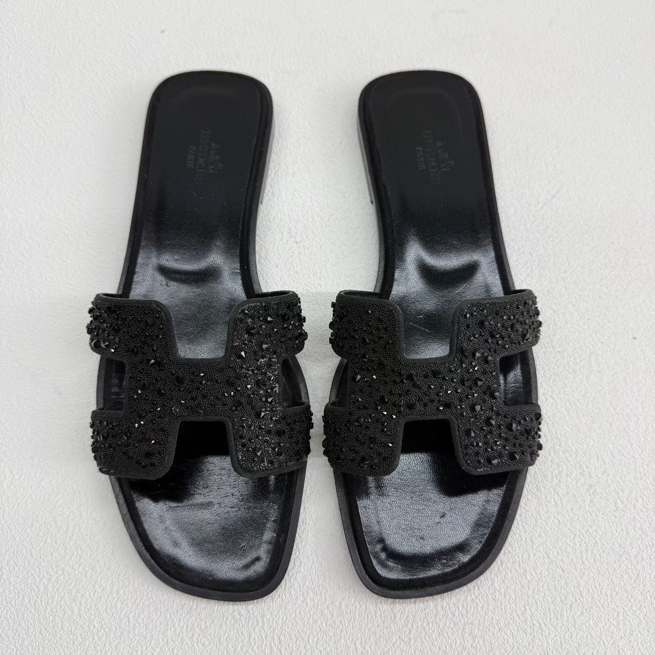 Hermes Hermes Black Sandals us_7-5 Women Size US 7.5 / IT 37.5 - 2 Thumbnail