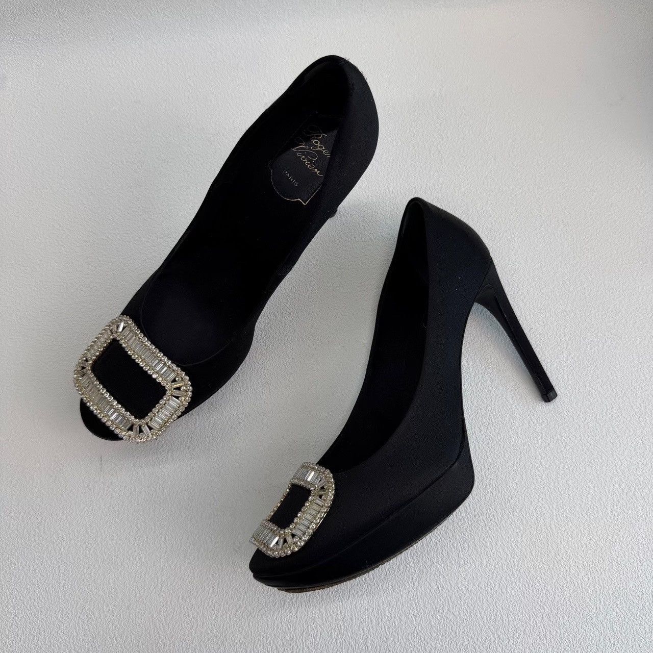 Roger Vivier Roger Vivier Retro Black Lowtop Sneakers us_8-5 Women Size US 8.5 / IT 38.5 - 8 Thumbnail