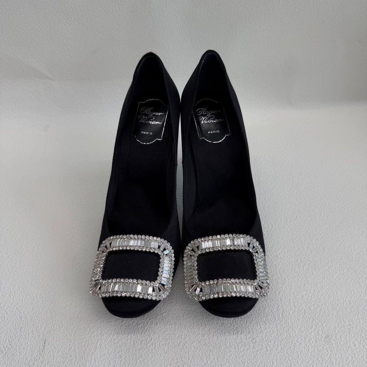 Roger Vivier Roger Vivier Retro Black Lowtop Sneakers us_6-5 Women Size US 6.5 / IT 36.5 - 2 Thumbnail