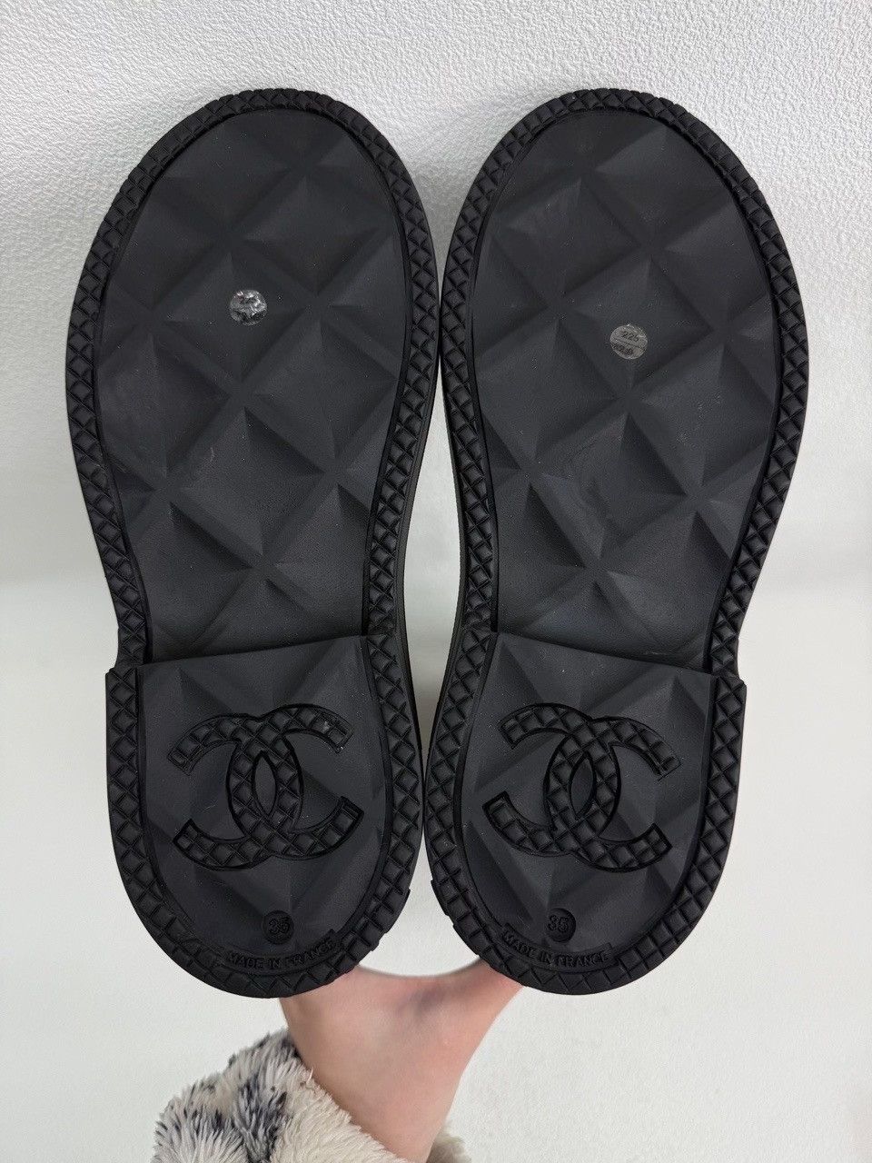 Chanel Chanel Red Lowtop Sneakers us_5 Women Size US 5 / IT 35 - 7 Thumbnail