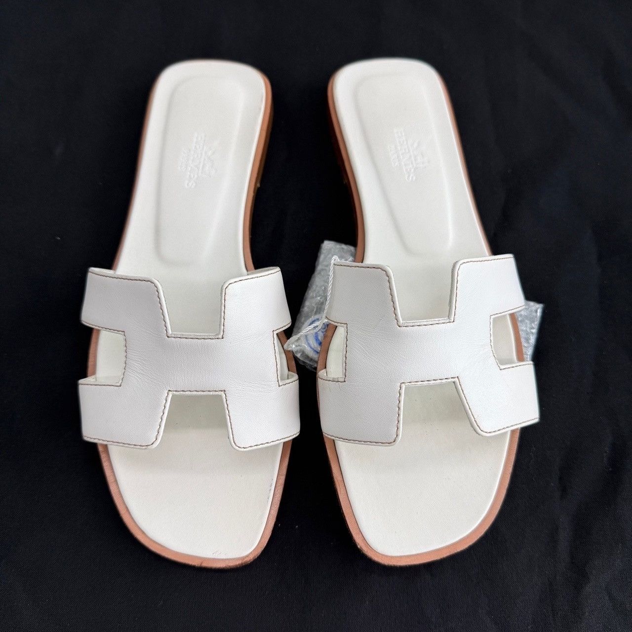 Hermes Hermes White Sandals us_6-5 Women Size US 6.5 / IT 36.5 - 2 Thumbnail