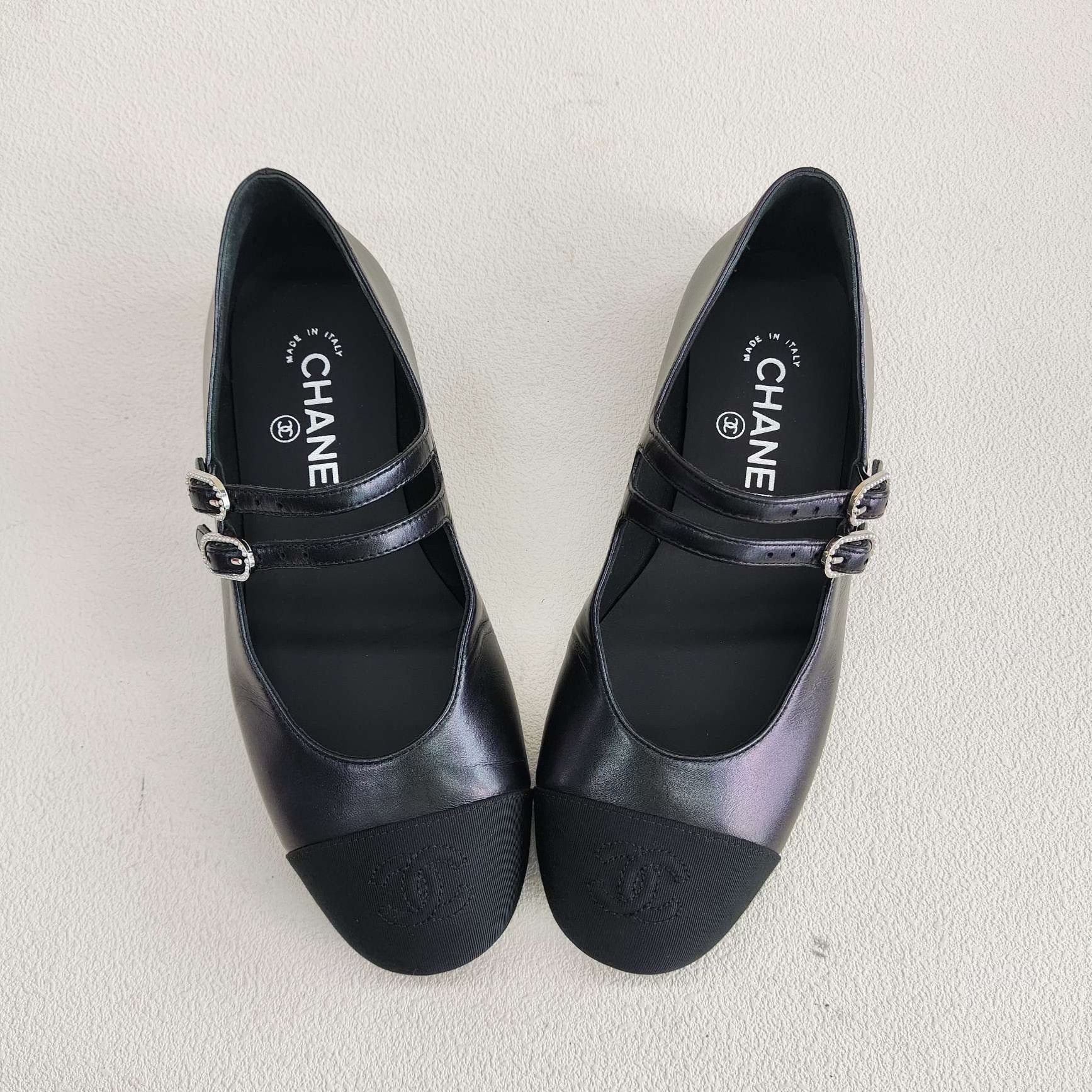 Chanel Chanel Leather Black Lowtop Sneakers us_6 Women Size US 6 / IT 36 - 8 Thumbnail