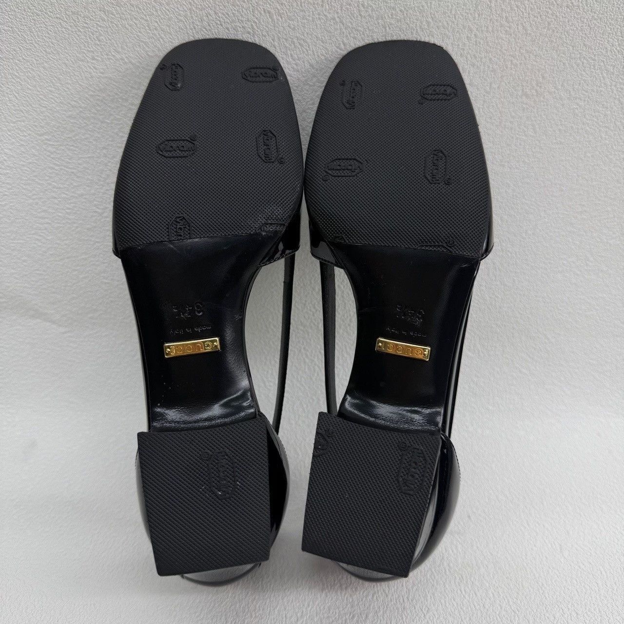 Gucci Gucci Casual Black Lowtop Sneakers us_4 Women Size US 4 / IT 34 - 7 Thumbnail