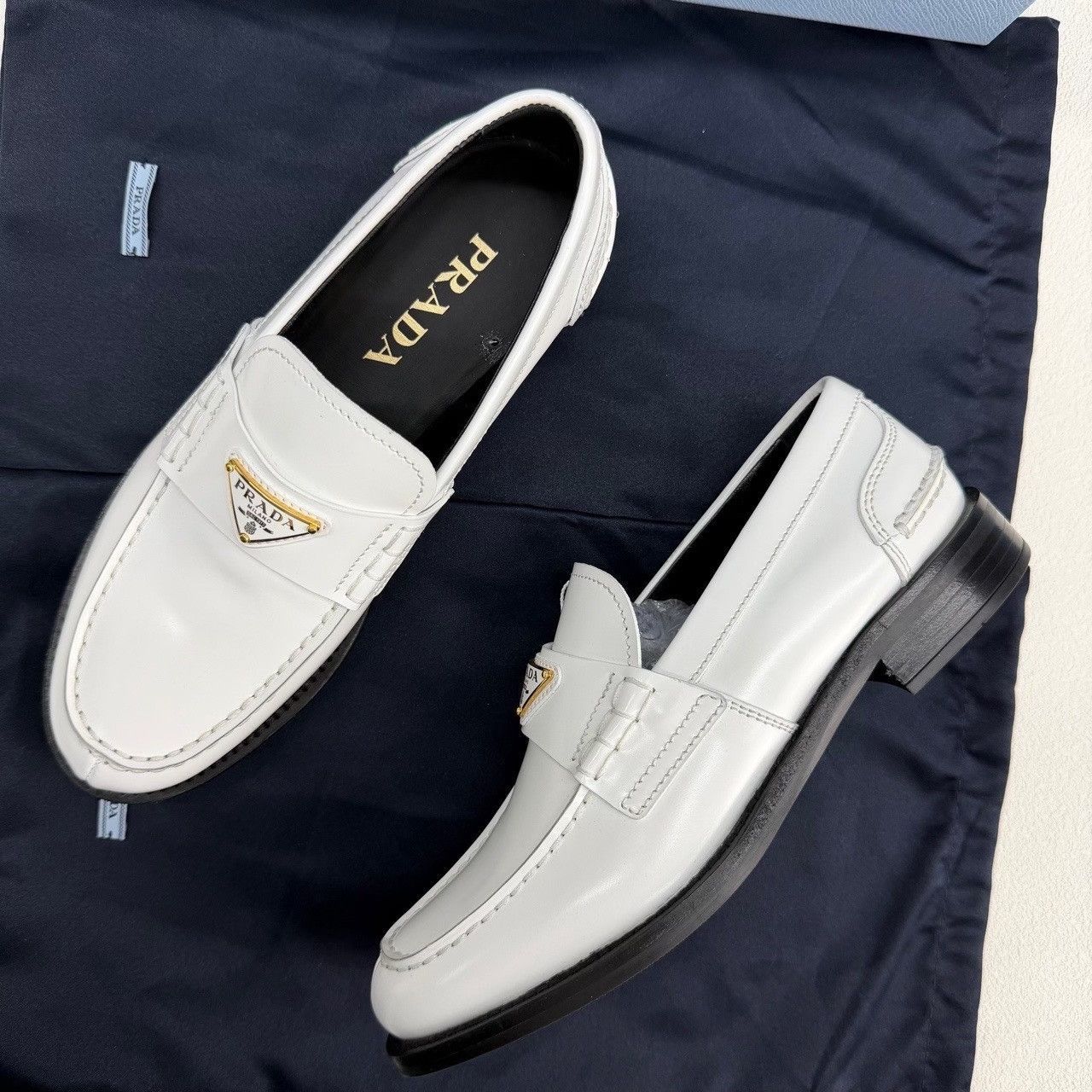 Prada Prada Leather White Lowtop Sneakers us_6 Women Size US 6 / IT 36 - 8 Thumbnail