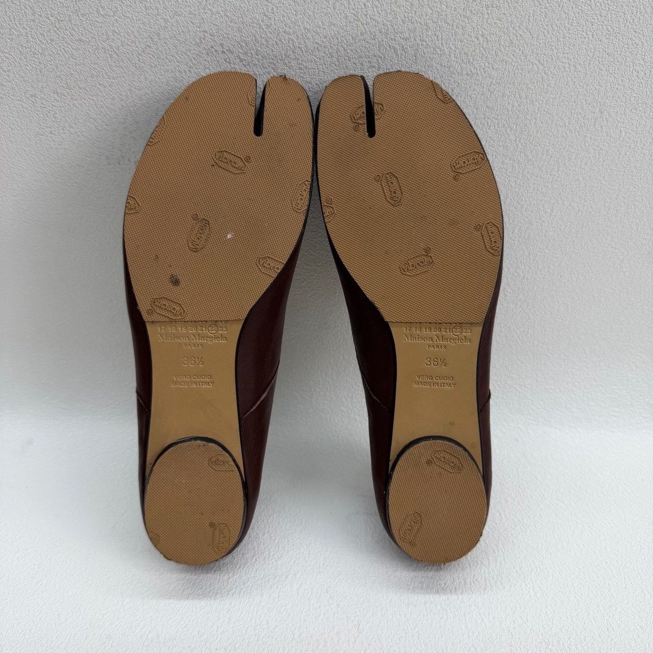 Maison Margiela Maison Margiela Leather Brown Lowtop Sneakers us_6 Women Size US 6 / IT 36 - 7 Thumbnail