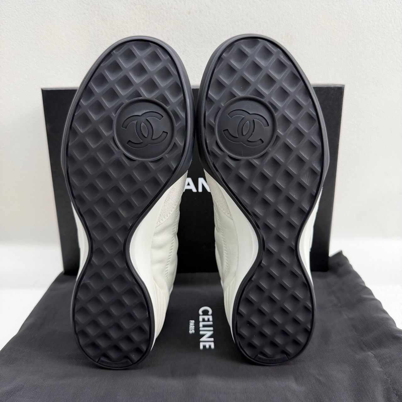 Chanel Chanel Leather White Lowtop Sneakers us_5 Women Size US 5 / IT 35 - 7 Thumbnail