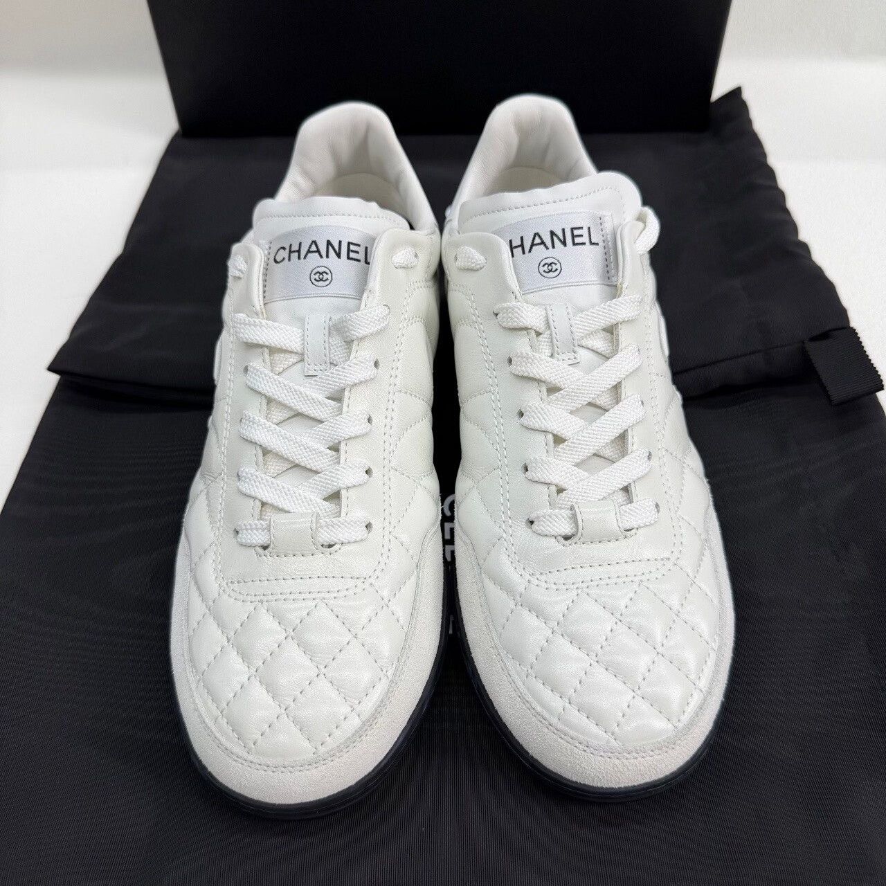 Chanel Chanel Leather White Lowtop Sneakers us_5 Women Size US 5 / IT 35 - 2 Thumbnail
