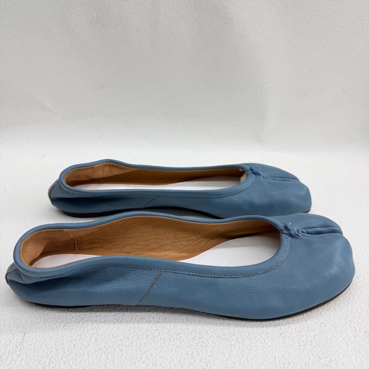 Maison Margiela Maison Margiela Blue Lowtop Sneakers us_9 Women Size US 9 / IT 39 - 4 Thumbnail