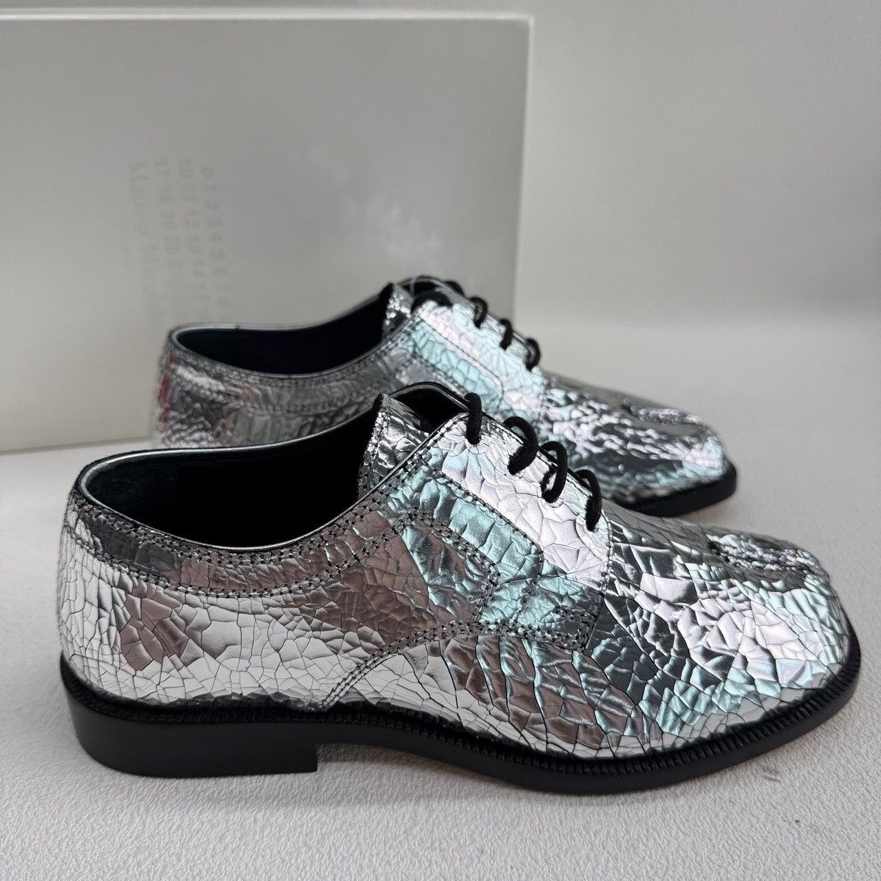 Maison Margiela Maison Margiela Silver Lowtop Sneakers us_5 Women Size US 5 / IT 35 - 5 Thumbnail