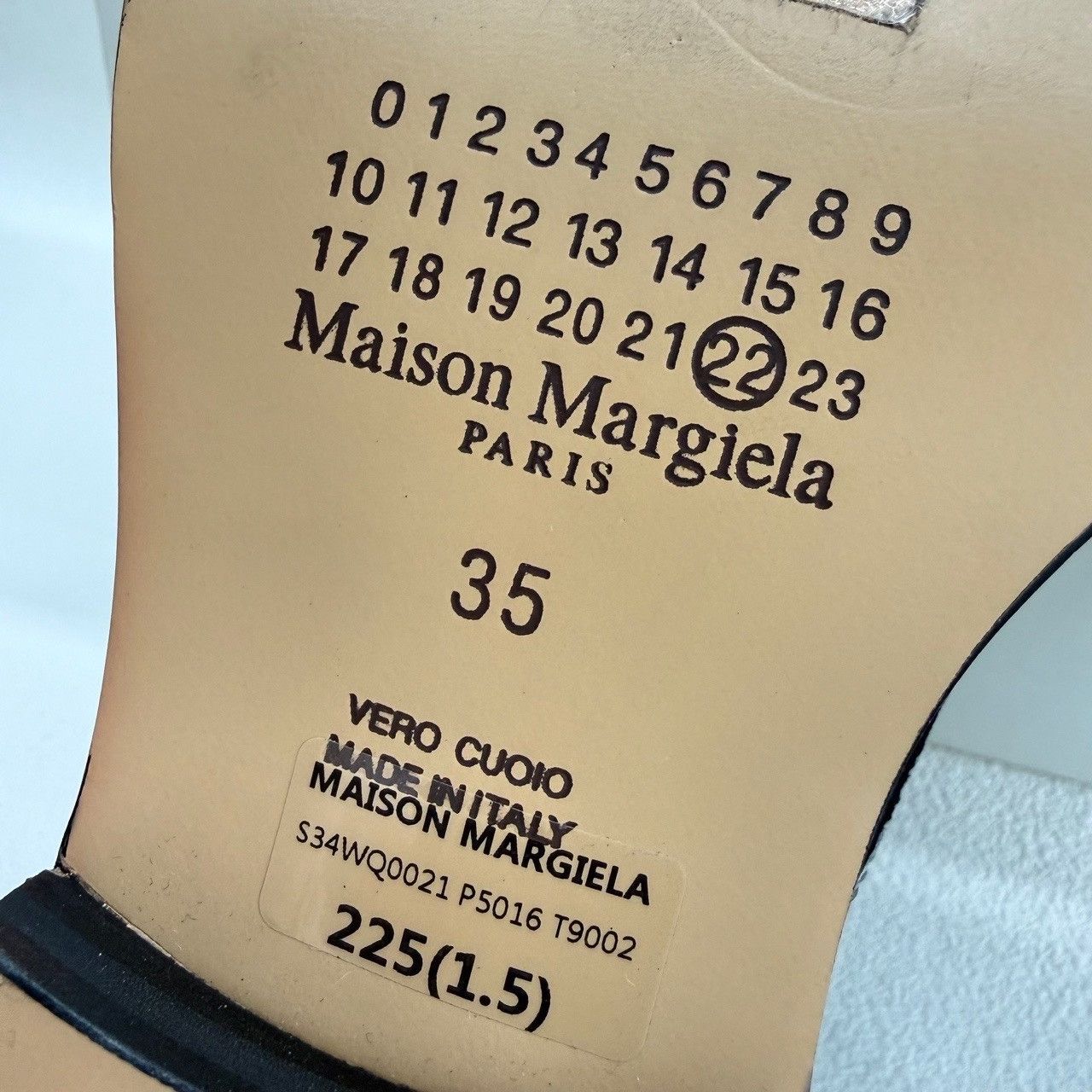 Maison Margiela Maison Margiela Silver Lowtop Sneakers us_5 Women Size US 5 / IT 35 - 8 Thumbnail