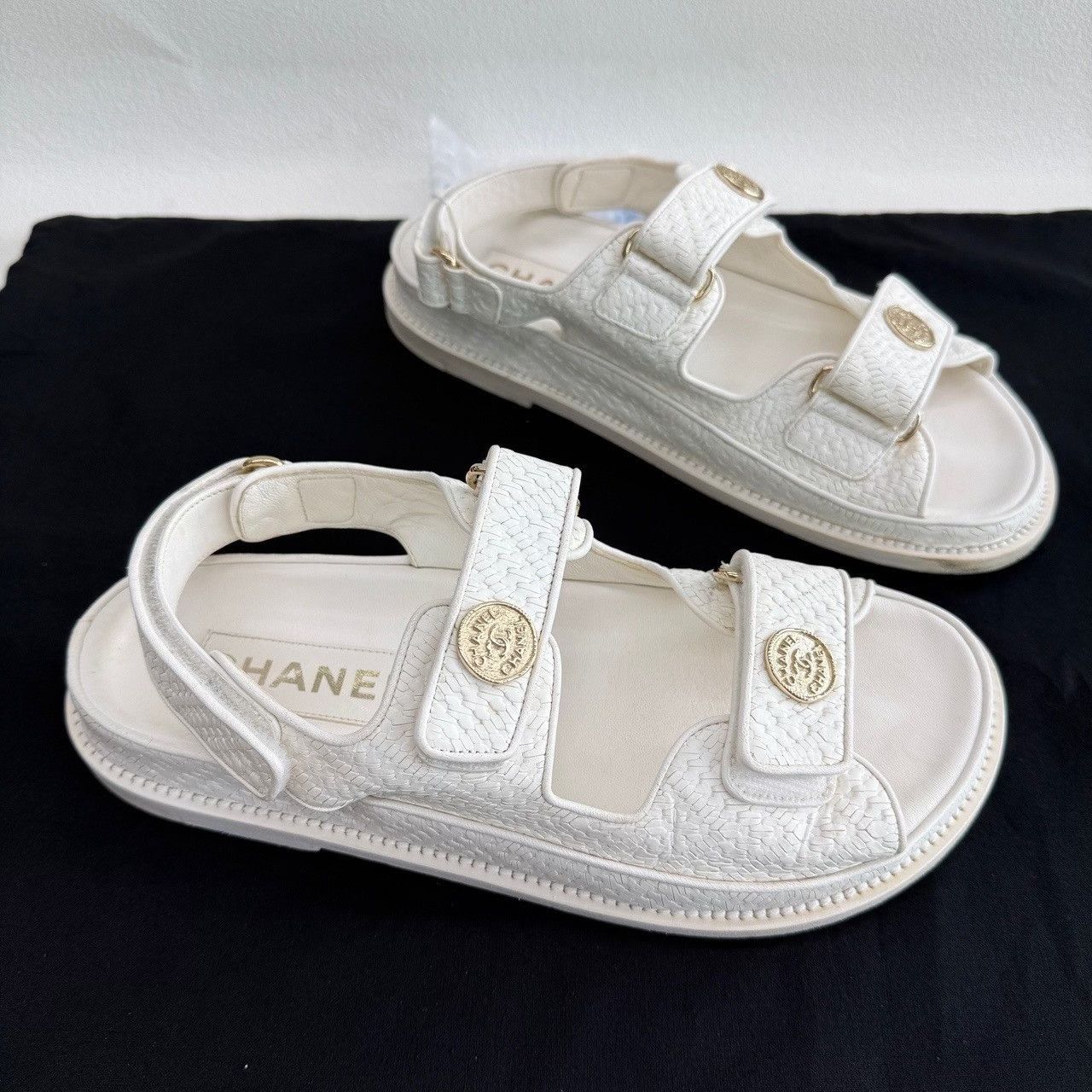 Chanel Chanel Leather White Sandals us_7-5 Women Size US 7.5 / IT 37.5 - 3 Thumbnail