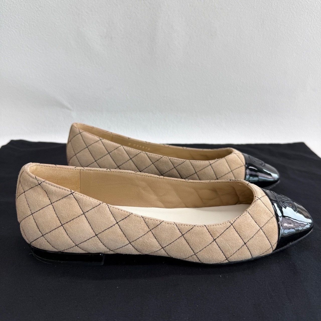 Chanel Chanel Suede Plaid Black Lowtop Sneakers us_6-5 Women Size US 6.5 / IT 36.5 - 4 Thumbnail