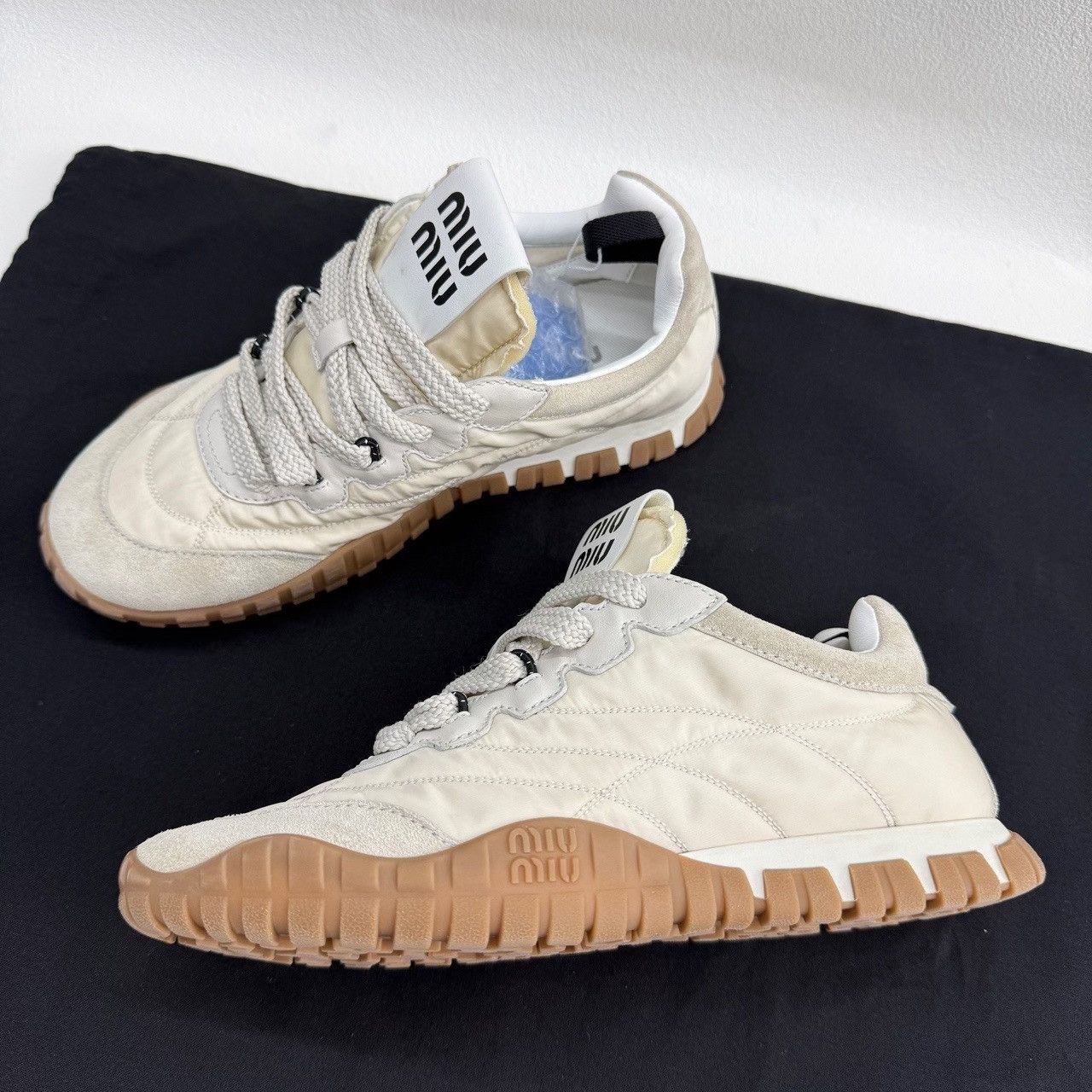Miu Miu Miu Miu Beige Lowtop Sneakers us_5 Women Size US 5 / IT 35 - 8 Thumbnail