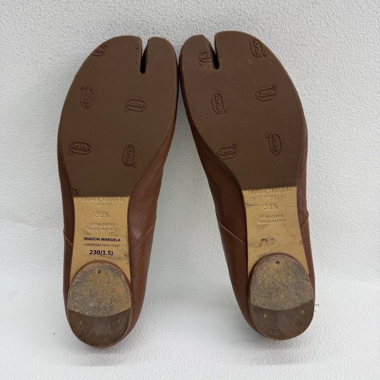 Maison Margiela Maison Margiela Brown Lowtop Sneakers us_6 Women Size US 6 / IT 36 - 7 Thumbnail