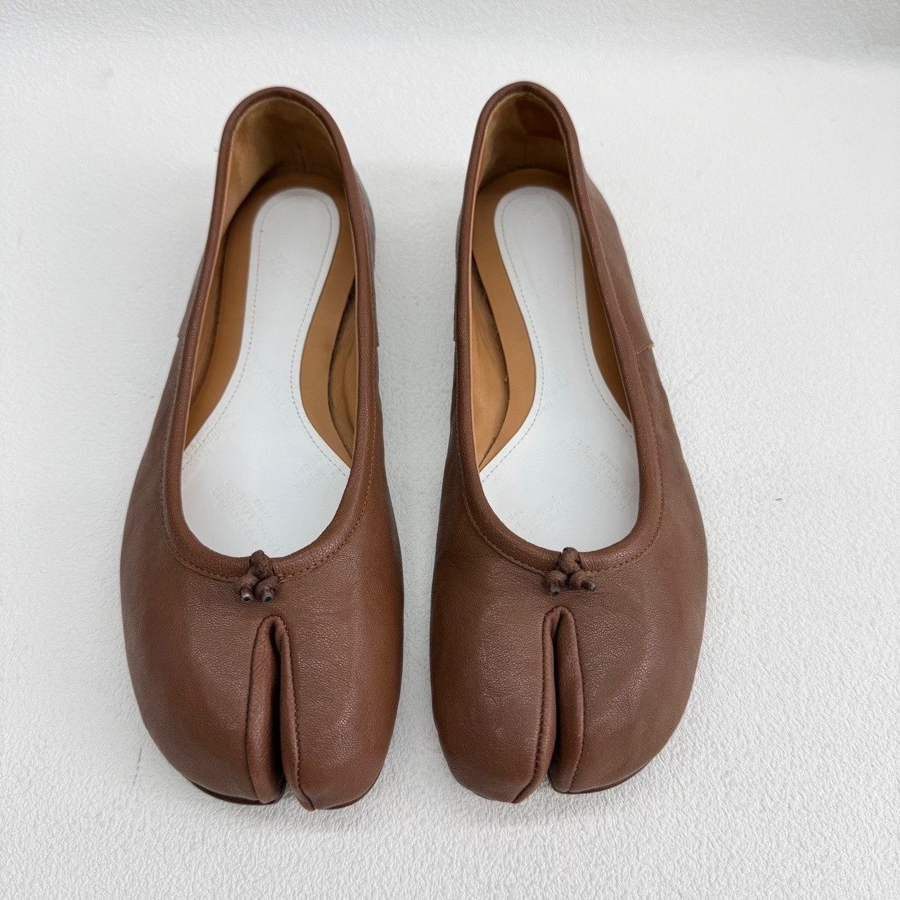 Maison Margiela Maison Margiela Brown Lowtop Sneakers us_6 Women Size US 6 / IT 36 - 2 Thumbnail