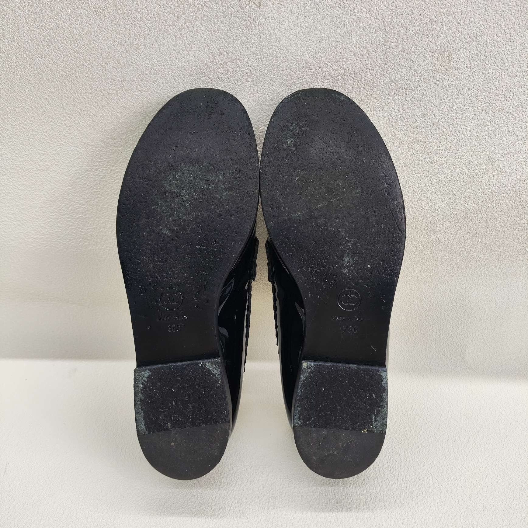 Chanel Chanel Retro Black Lowtop Sneakers us_7-5 Women Size US 7.5 / IT 37.5 - 7 Thumbnail