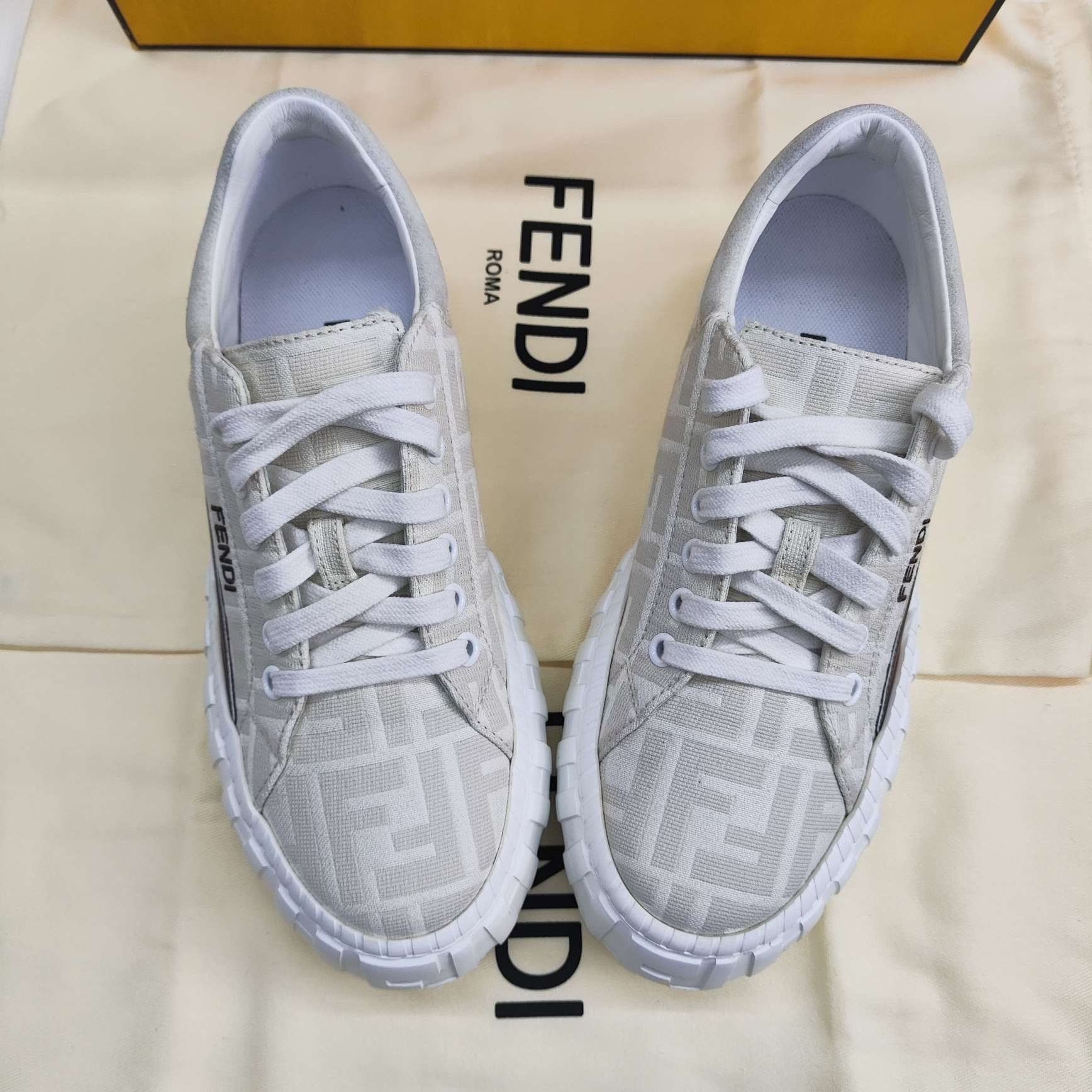 Fendi Fendi Leather White Lowtop Sneakers us_6-5 Women Size US 6.5 / IT 36.5 - 9 Thumbnail
