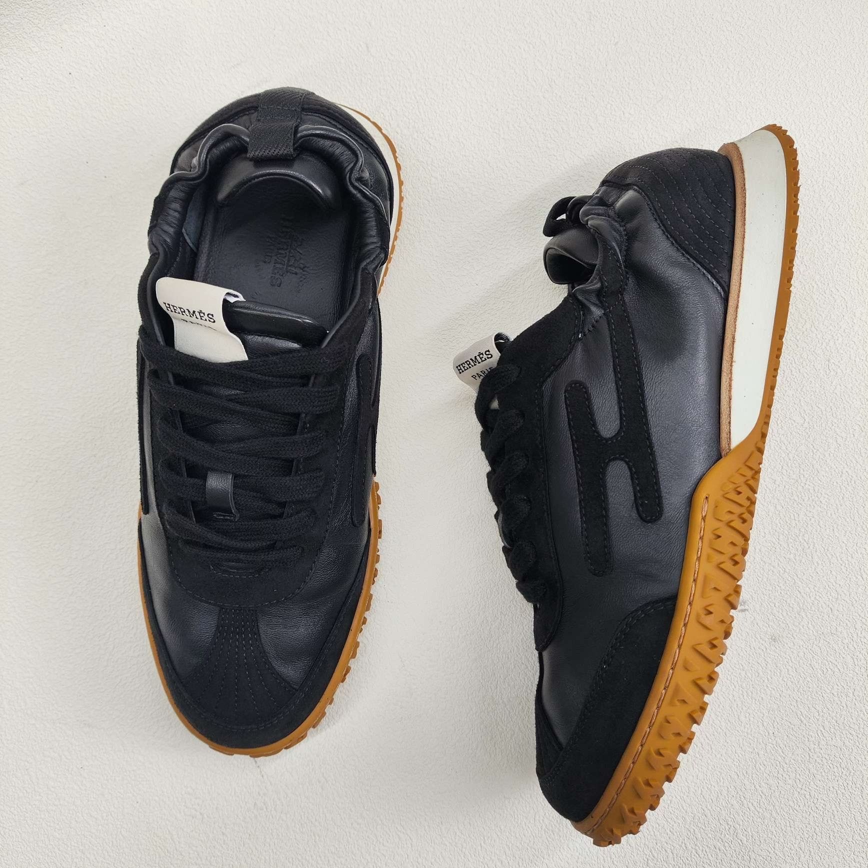 Hermes Hermes Casual Black Lowtop Sneakers us_7-5 Women Size US 7.5 / IT 37.5 - 8 Thumbnail