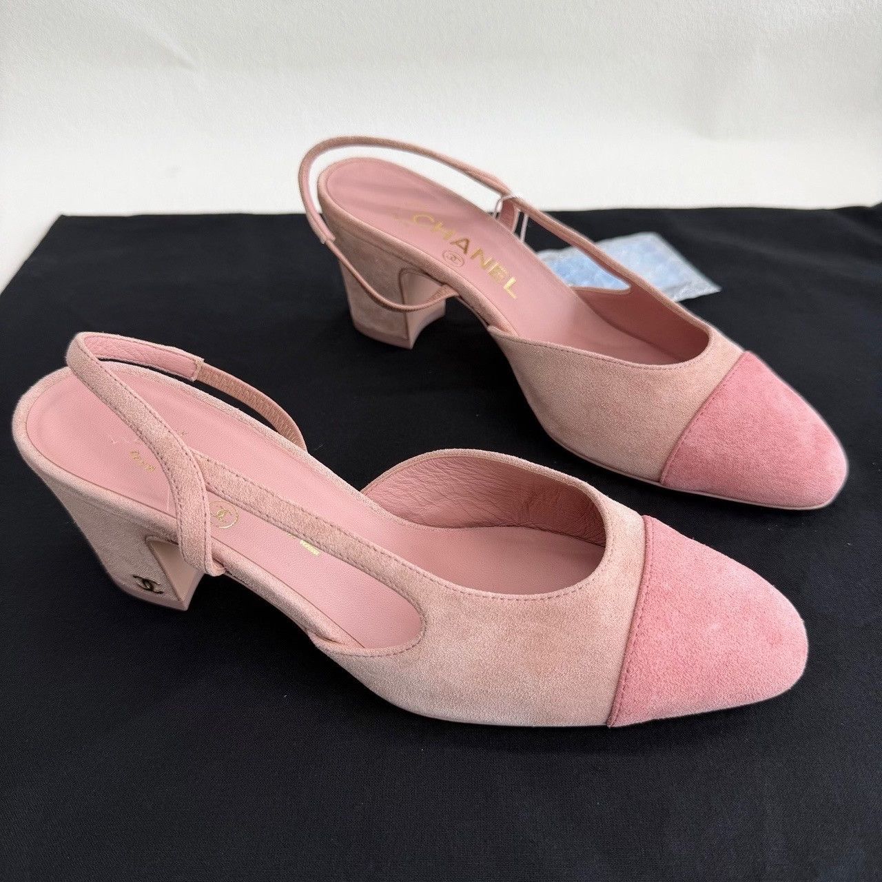 Chanel Chanel Pink Sandals us_6 Women Size US 6 / IT 36 - 3 Thumbnail