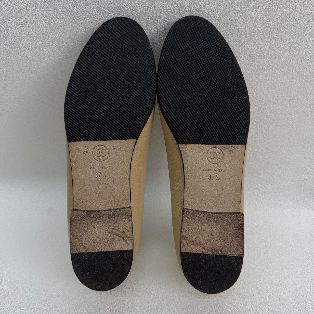Chanel Chanel Black Lowtop Sneakers us_6-5 Women Size US 6.5 / IT 36.5 - 7 Thumbnail