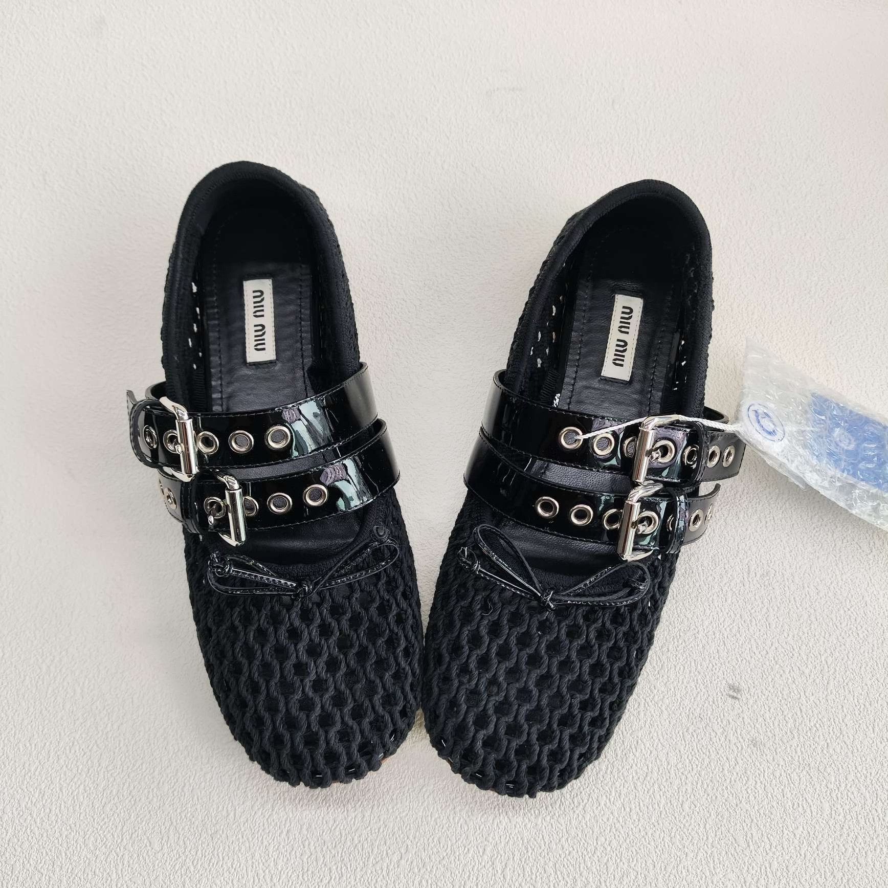 Miu Miu Miu Miu Casual Black Lowtop Sneakers us_7-5 Women Size US 7.5 / IT 37.5 - 8 Thumbnail