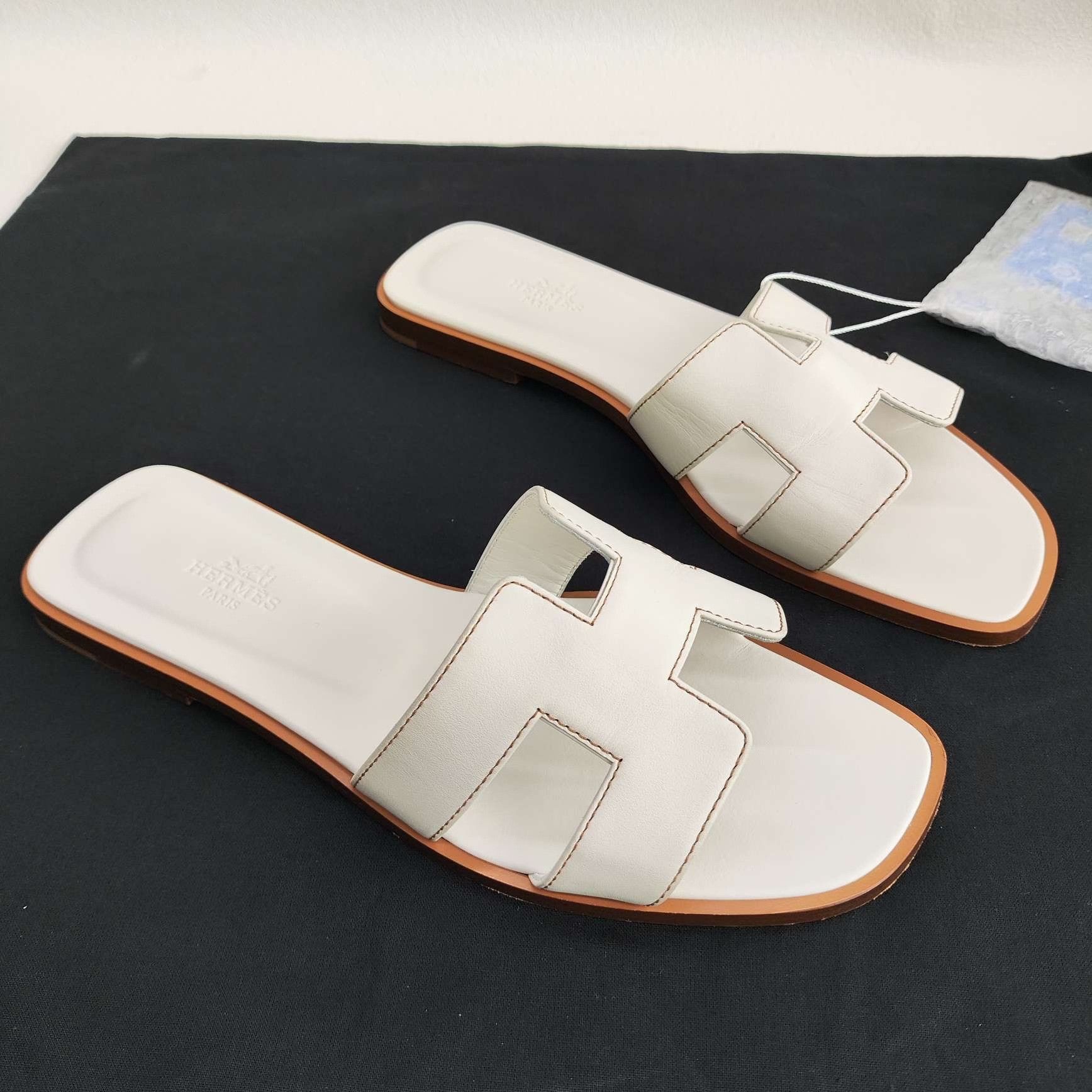 Hermes Hermes White Sandals us_6-5 Women Size US 6.5 / IT 36.5 - 3 Thumbnail