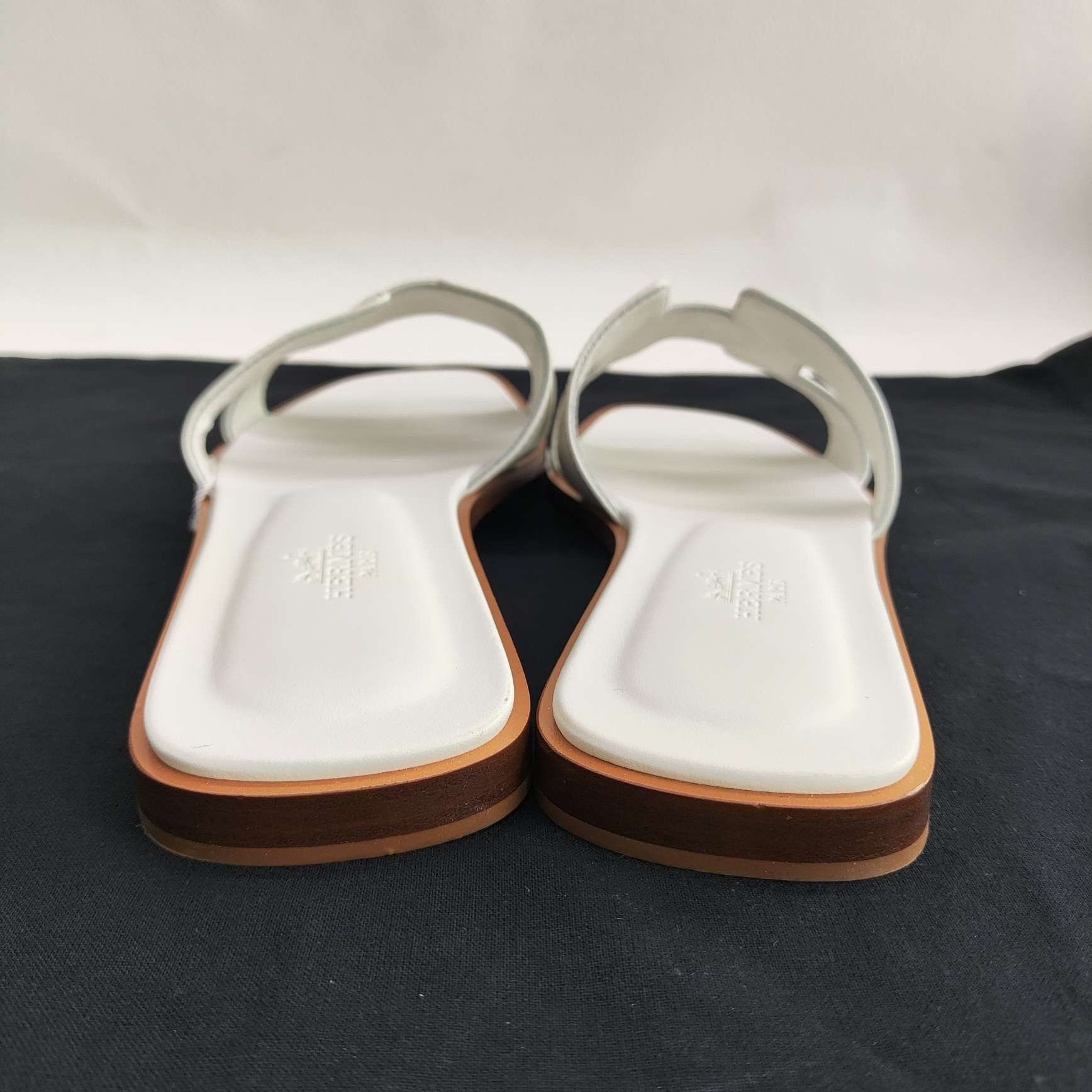 Hermes Hermes White Sandals us_6-5 Women Size US 6.5 / IT 36.5 - 5 Thumbnail