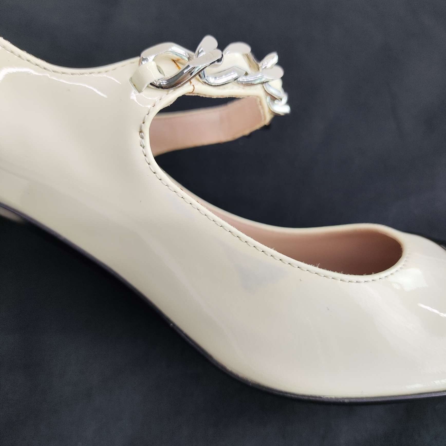 Miu Miu Miu Miu Patent Beige Lowtop Sneakers us_6 Women Size US 6 / IT 36 - 9 Thumbnail