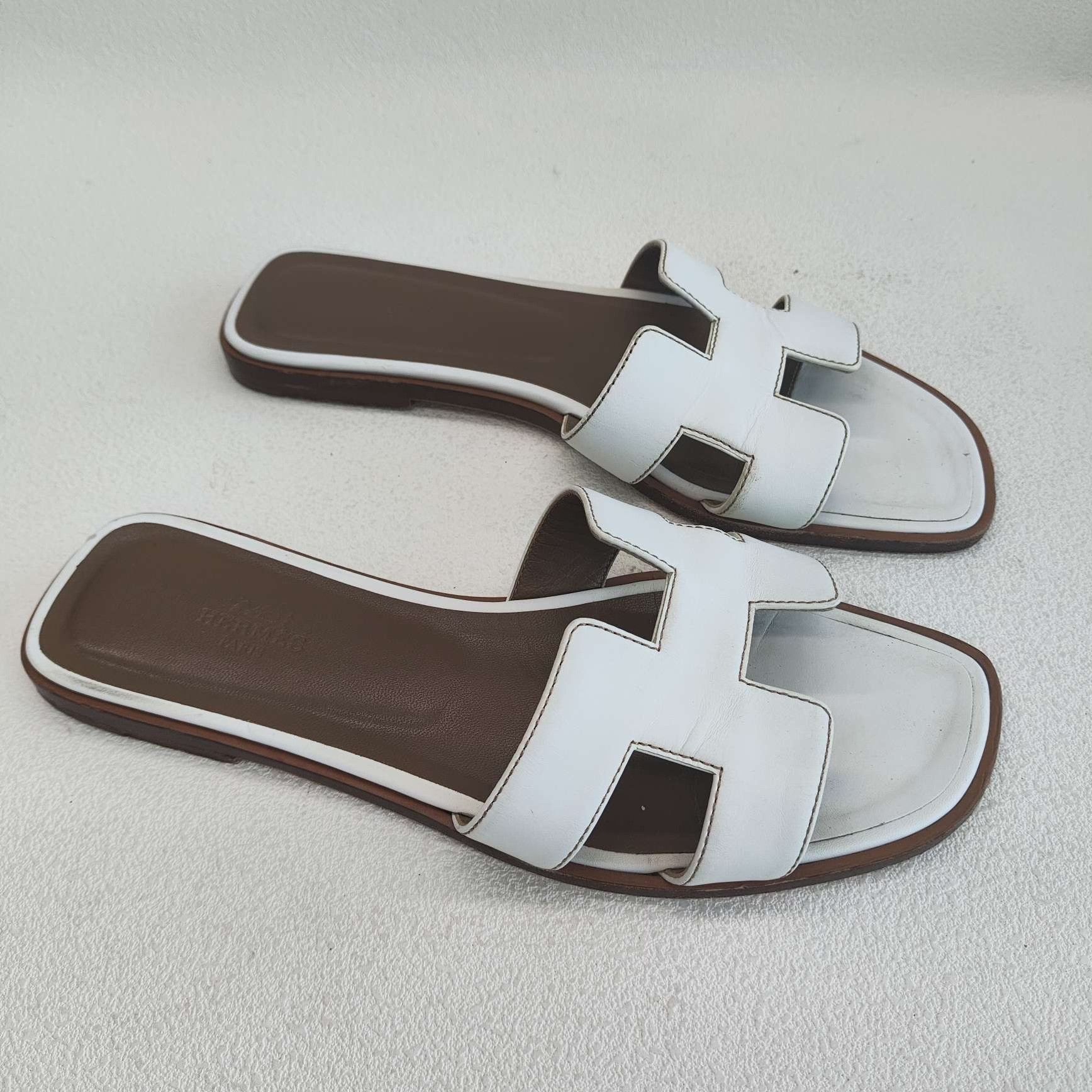 Hermes Hermes White Sandals us_7-5 Women Size US 7.5 / IT 37.5 - 3 Thumbnail