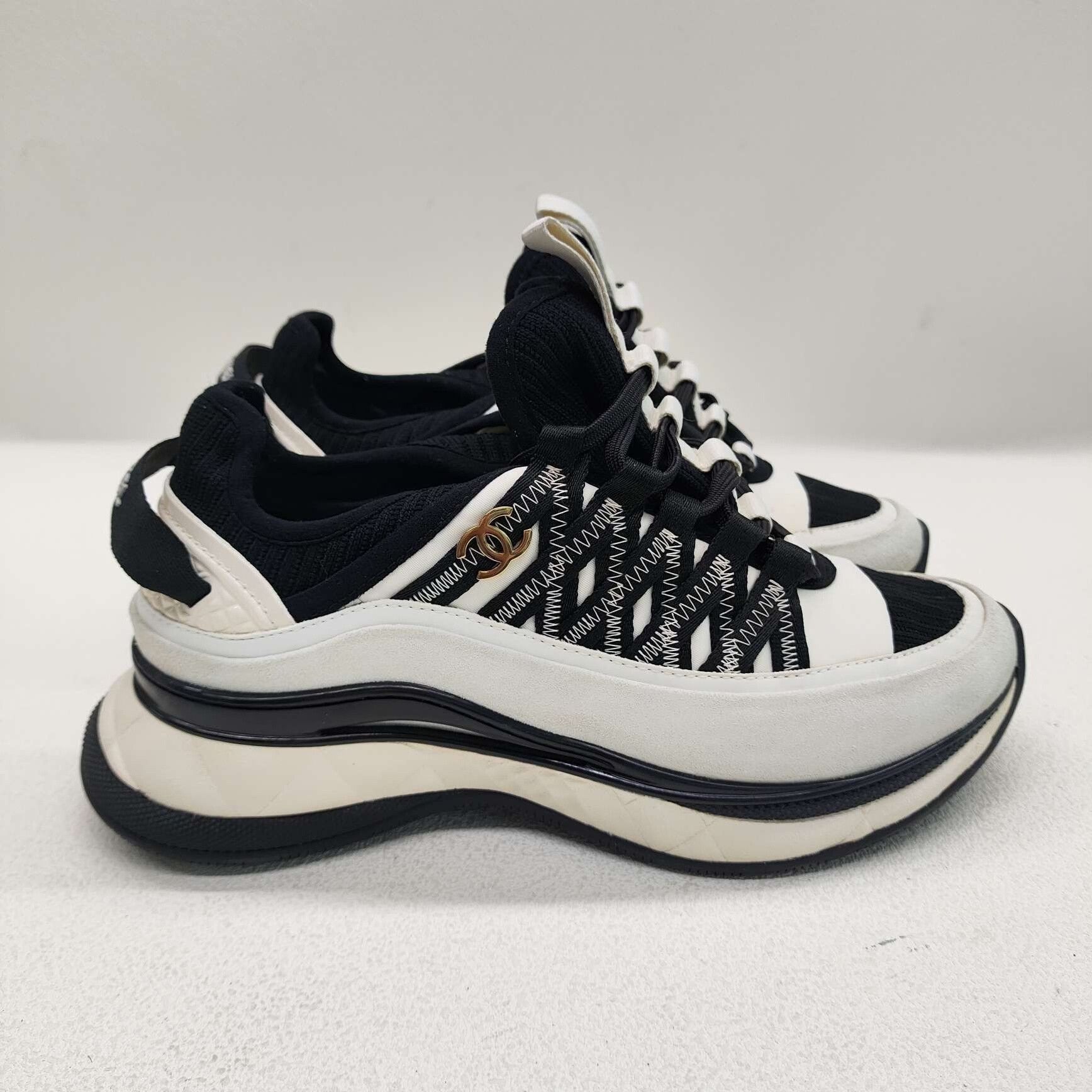 Chanel Chanel Leather Multi Lowtop Sneakers us_6 Women Size US 6 / IT 36 - 4 Thumbnail