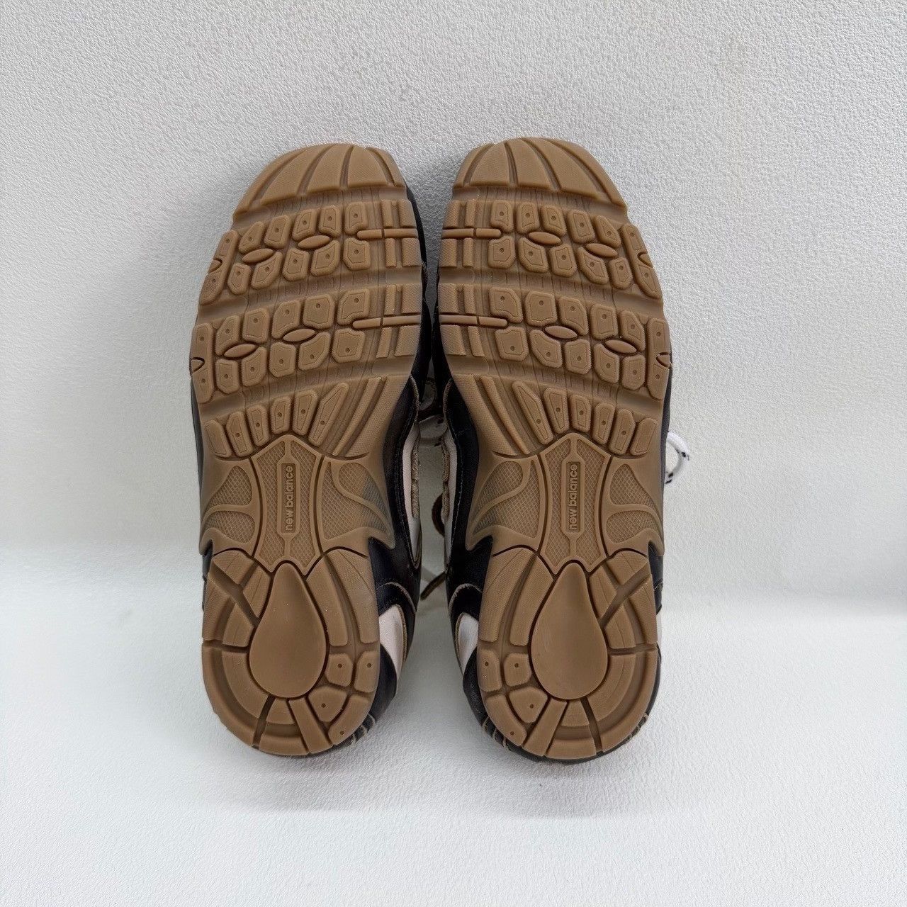New Balance New Balance Leather Black Lowtop Sneakers us_6-5 Women Size US 6.5 / IT 36.5 - 7 Thumbnail