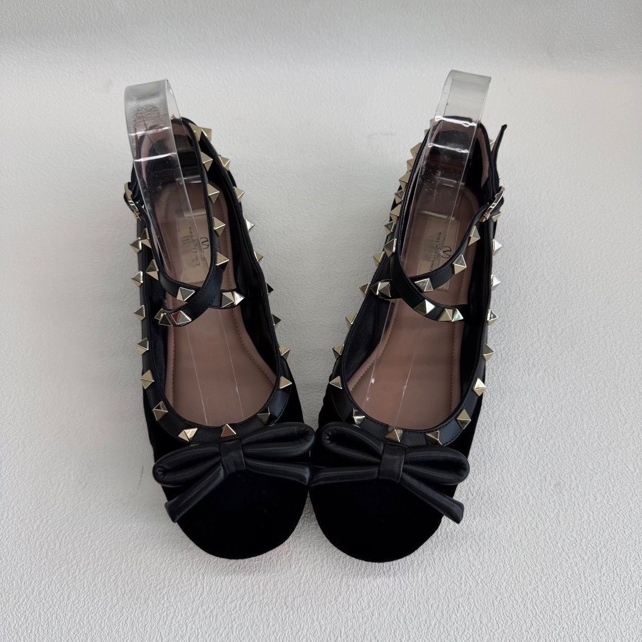 Valentino Valentino Casual Black Lowtop Sneakers us_6-5 Women Size US 6.5 / IT 36.5 - 9 Thumbnail