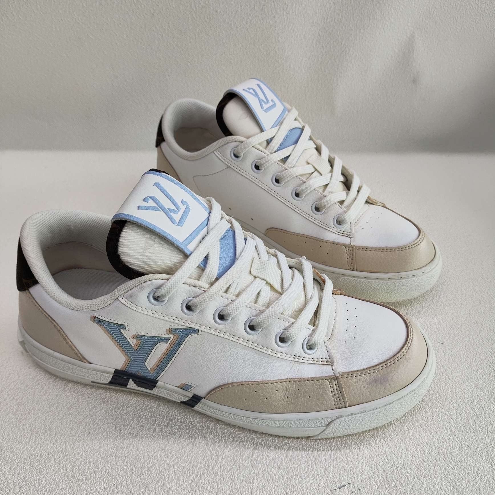 Louis Vuitton Louis Vuitton White Lowtop Sneakers us_6-5 Women Size US 6.5 / IT 36.5 - 3 Thumbnail
