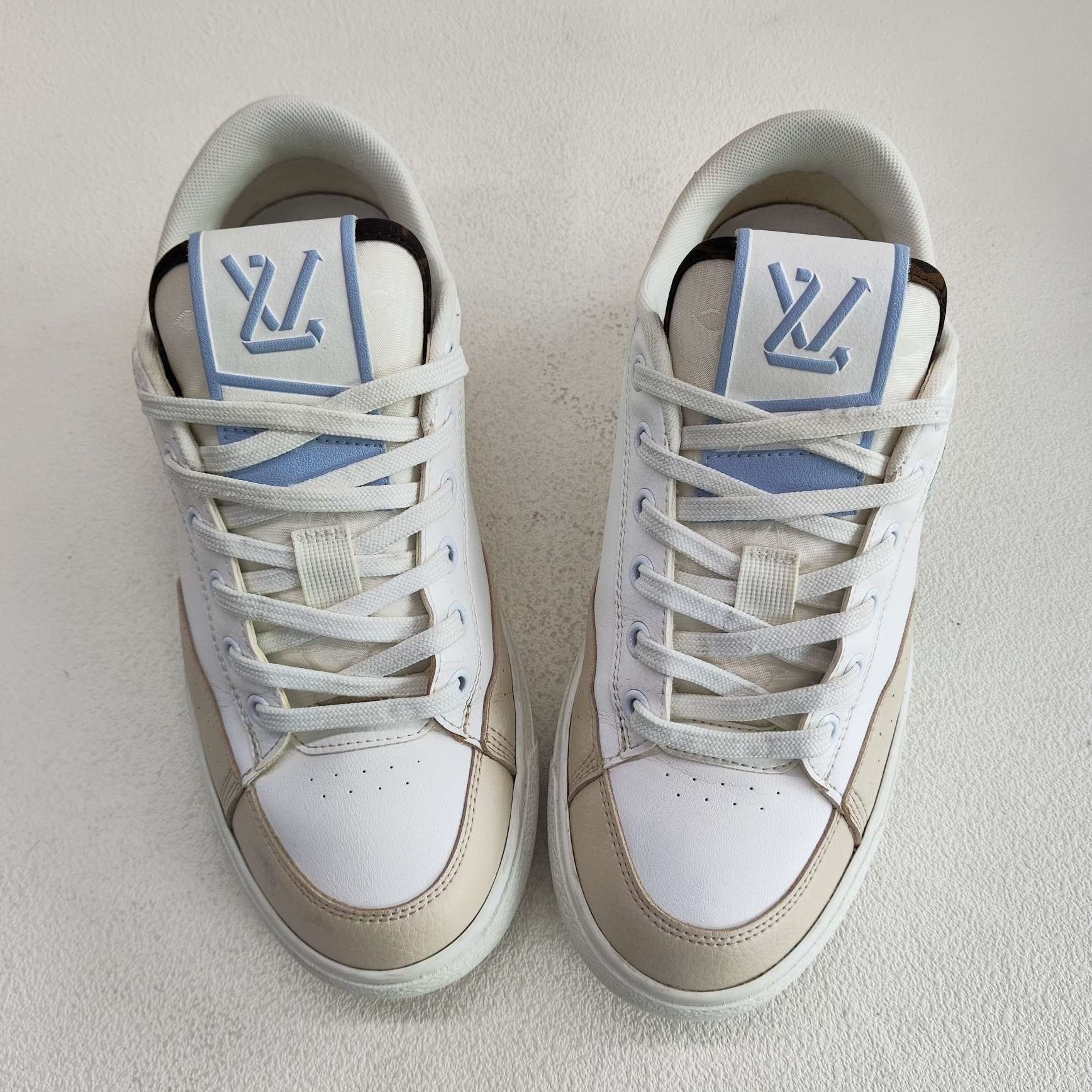 Louis Vuitton Louis Vuitton White Lowtop Sneakers us_6-5 Women Size US 6.5 / IT 36.5 - 8 Thumbnail
